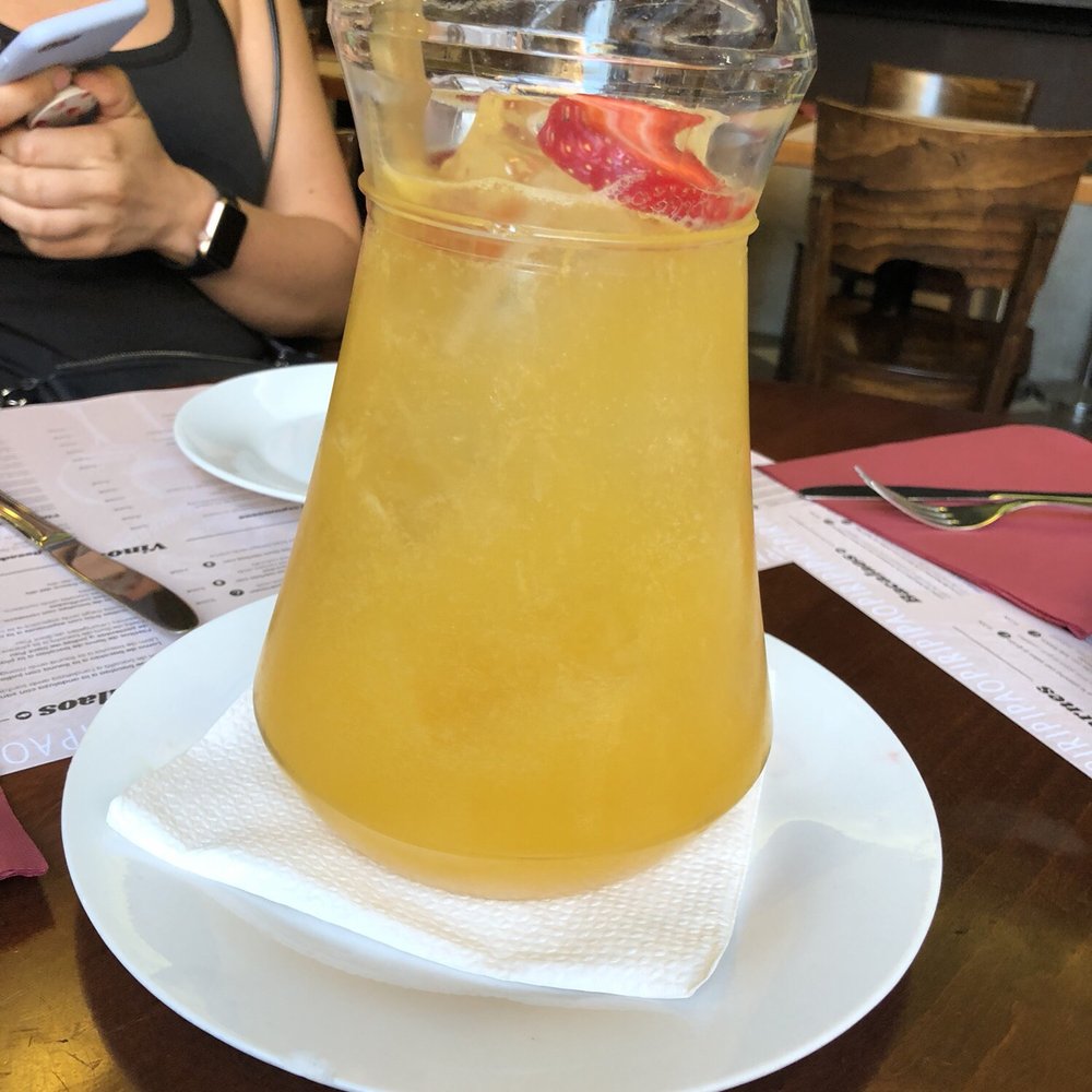 Piripipao - sangria de cava del piripipao - Spanish Near Me - Barcelona, B Piripipao - sangria de cava del piripipao - Spanish Near Me - Barcelona, B