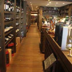 D'Vinos - Wine Store