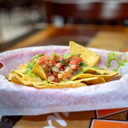 Los Cuates Taqueria - Daly City - Free chips