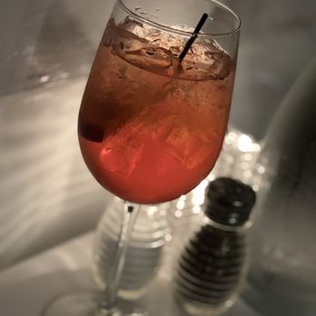 Spring House Restaurant, Kitchen & Bar - Peach & Thyme Spritzer - New American Near Me - Winston-Salem, North Carolina