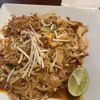 Real Thai - N3. Royal Pad Thai - Thai Near Me - Wheat Ridge, Colorado