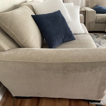 Steam Express Cleaning Service - this was taken about 4 days after the cleaning, still looks amazing - Carpet Cleaning Near Me - Camarillo, California Steam Express Cleaning Service - this was taken about 4 days after the cleaning, still looks amazing - Carpet Cleaning Near Me - Camarillo, California