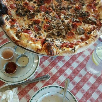 Mary's Pizza Shack - Pepperroni and mushrooms with a Mary's garden salad. - Pizza Near Me - Windsor, California Mary's Pizza Shack - Pepperroni and mushrooms with a Mary's garden salad. - Pizza Near Me - Windsor, California