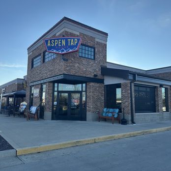 ASPEN TAP HOUSE - Updated January 2026 - 88 Photos & 129 Reviews - 2001 S Neil St, Champaign