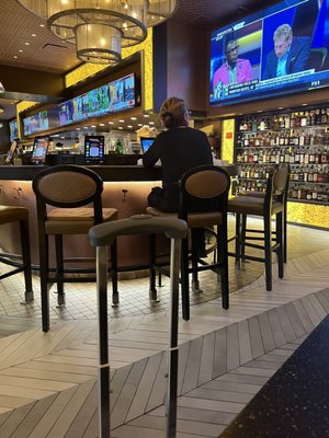 Vesper Tavern by null