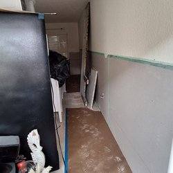Vacasa - Rockaway Beach - What our unit was like to walk into