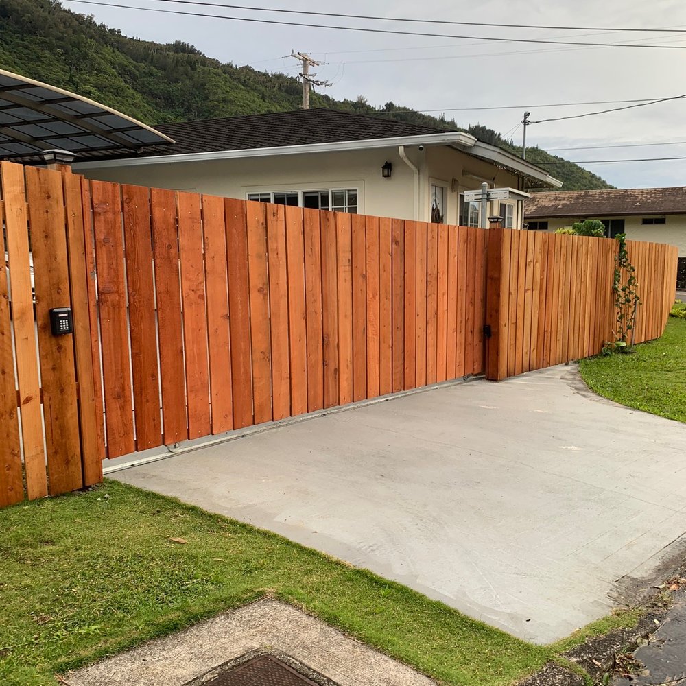 H&S Fencing - The rolling electric gate. - Fences & Gates Near Me H&S Fencing - The rolling electric gate. - Fences & Gates Near Me