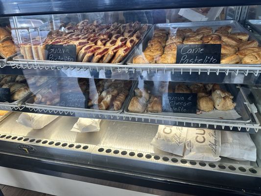 Lucerne Bakery by null