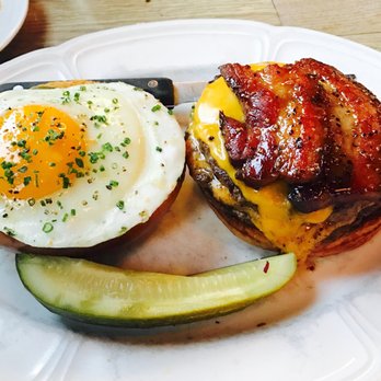 Au Cheval - Best burger in the United States. A perfect combination of flavors. - Bars Near Me - Chicago, Illinois Au Cheval - Best burger in the United States. A perfect combination of flavors. - Bars Near Me - Chicago, Illinois