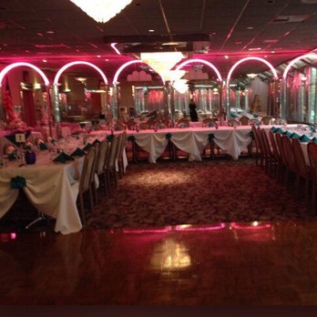Colonnade Diner - Diners Near Me - Staten Island, New York