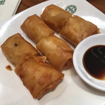 Tim Ho Wan - Fried springroll with egg white and shrimp filling - Dim Sum Near Me - Honolulu, Hawaii