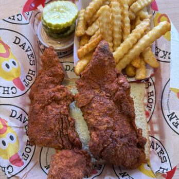 DAVE’S HOT CHICKEN - Updated March 2026 - 80 Photos & 50 Reviews - 207 ...