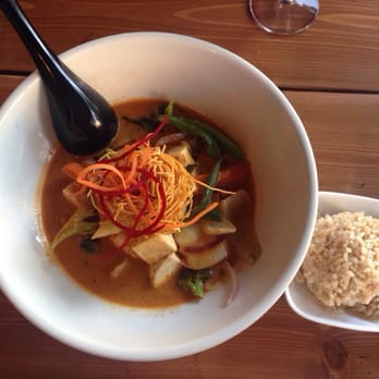 SAGE - Massaman curry w/ veggies, tofu, and brown rice - Thai Near Me - Brooklyn, New York SAGE - Massaman curry w/ veggies, tofu, and brown rice - Thai Near Me - Brooklyn, New York