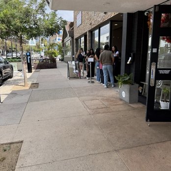Re Coffee - Outside line - Coffee & Tea Near Me - Pasadena, California Re Coffee - Outside line - Coffee & Tea Near Me - Pasadena, California