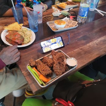 Del's Hideout - Chicken strips and Mac n cheese - Barbeque Near Me - San Diego, California Del's Hideout - Chicken strips and Mac n cheese - Barbeque Near Me - San Diego, California