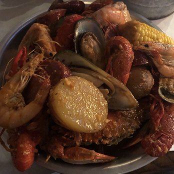 Shaking Crawfish - Seafood combo - Seafood Near Me - Doraville, Georgia Shaking Crawfish - Seafood combo - Seafood Near Me - Doraville, Georgia