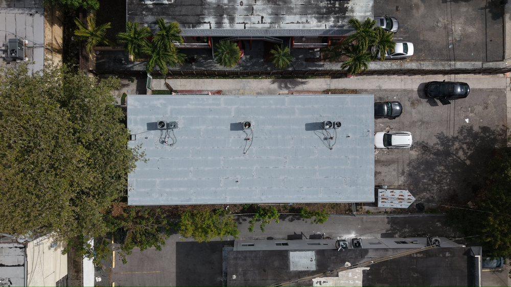 Slide of La Fe Roofing