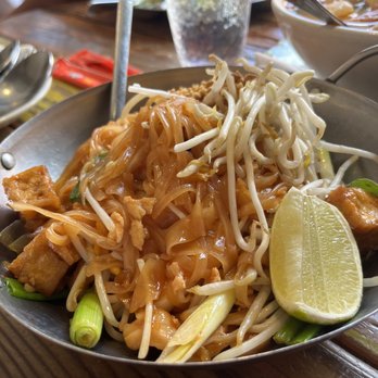 ThaiTanic Streetfood - Pad Thai - Thai Near Me - Sausalito, California ThaiTanic Streetfood - Pad Thai - Thai Near Me - Sausalito, California