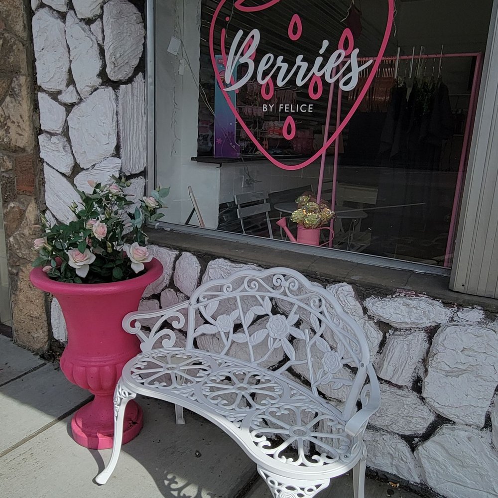 Berries by Felice - a white bench outside a store - Candy Stores Near Me - The Dalles, Oregon Berries by Felice - a white bench outside a store - Candy Stores Near Me - The Dalles, Oregon