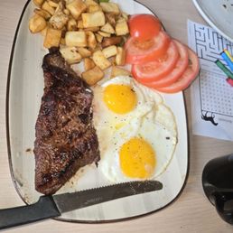 Stake and eggs perfectly cooked medium rare