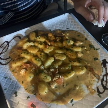 L'Oste-Ria - Gnocchi and salmon - Venetian Near Me - Venezia, VE