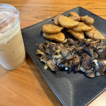 Barista's Kitchen - mushroom toast - Breakfast & Brunch Near Me - Yorba Linda, California