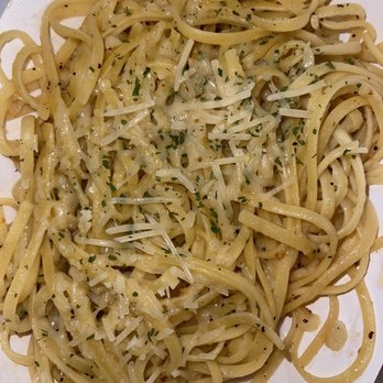 Cap't Loui - Garlic noodles - Seafood Near Me - Cupertino, California Cap't Loui - Garlic noodles - Seafood Near Me - Cupertino, California