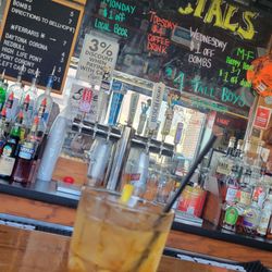 Ernie's Boondock - Such A Fun Little 'Dive Bar'