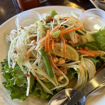 Palm Thai Cuisine - Papaya Salad (Som Tum) - Thai Near Me - Lake Elsinore, California Palm Thai Cuisine - Papaya Salad (Som Tum) - Thai Near Me - Lake Elsinore, California