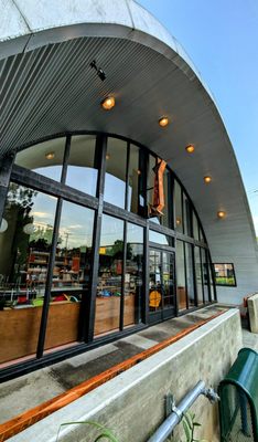 Le Hut Dinette by null