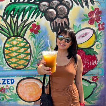 Olowalu Juice Stand - Cane juice - Juice Bars & Smoothies Near Me - Lahaina, Hawaii