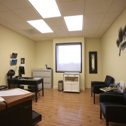 Pacific Cancer Care - Examination Room