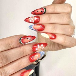 Gloss Nail Spa - By Mandy