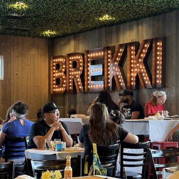 Brekki Brekki - People enjoying breakfast - Breakfast & Brunch Near Me - Albuquerque, New Mexico Brekki Brekki - People enjoying breakfast - Breakfast & Brunch Near Me - Albuquerque, New Mexico