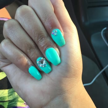 Spring Nails - Nail Salons Near Me - Fremont, California