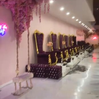 Downey Nails And Lashes - Walking in to royalty claws - Nail Salons Near Me - Downey, California Downey Nails And Lashes - Walking in to royalty claws - Nail Salons Near Me - Downey, California