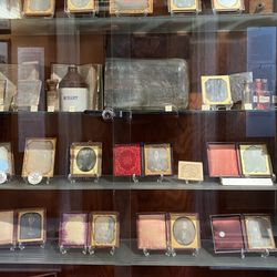 Photo Antiquities