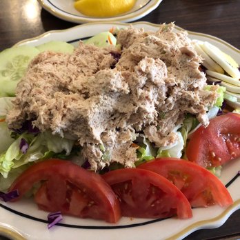 Country Kitchen - Tuna salad plate - Breakfast & Brunch Near Me - Highland Park, Illinois
