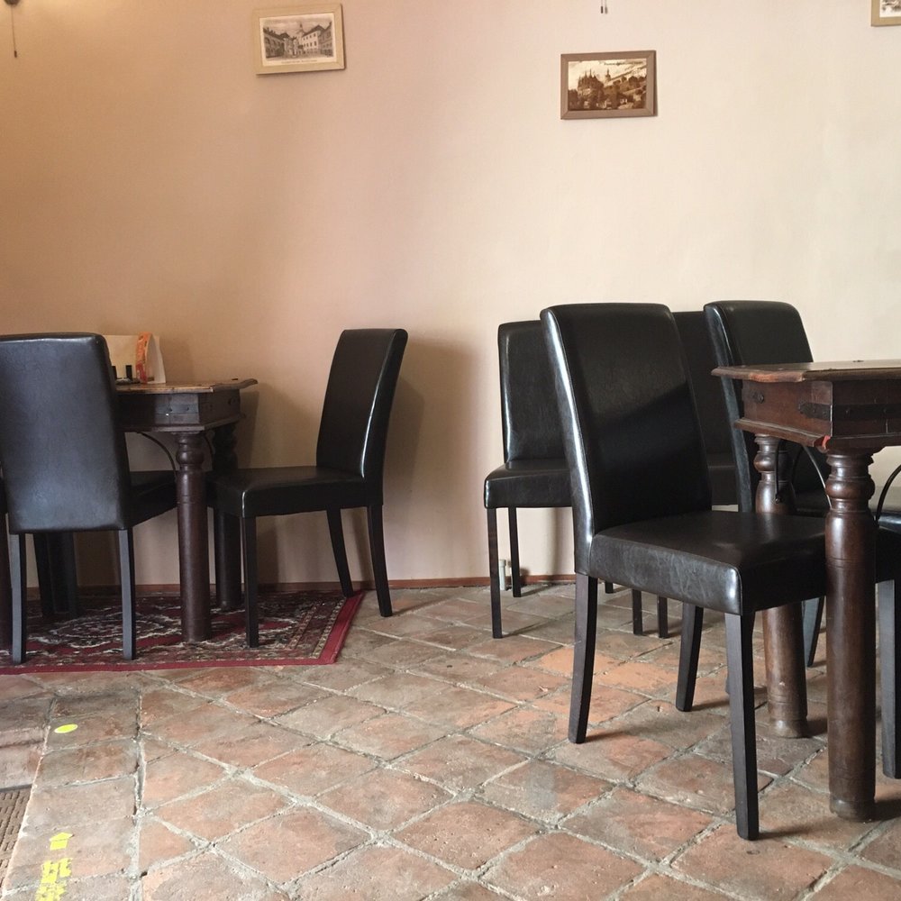 LuVer - Cafes Near Me - Kutná Hora, ST