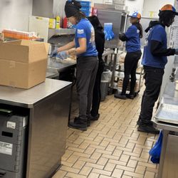 White Castle - Mgr. ( in the black ) VERY RUDE
