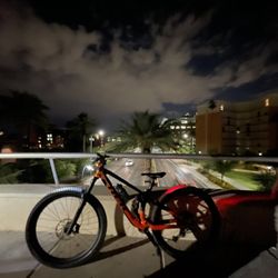Mad Dog Cycles - 2023 Gen 5 Trek Fuel Ex 9.8 XT. ASU Tempe, AZ. Summer of 2023. #maddogcycles