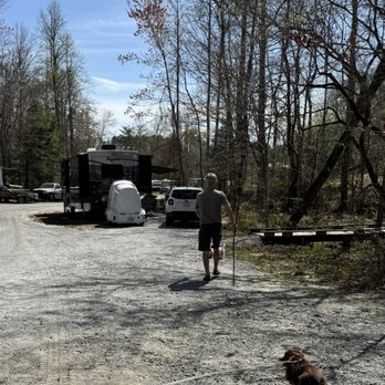 Emberglow Outdoor Resort - Campsite - Campgrounds Near Me - Mill Spring, North Carolina