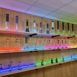 Clermont Gallery & Smoke Shop