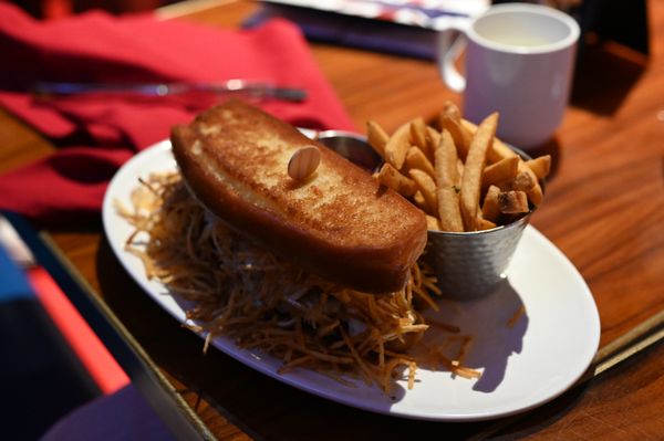 Gordon Ramsay Burger Flamingo by null Gordon Ramsay Burger Flamingo by null