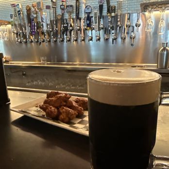5 Mile House - Wings and Guinness! - Beer Bar Near Me - Nevada City, California