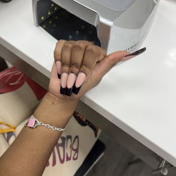 Nail Shadow - French tip - Nail Salons Near Me - Snellville, Georgia Nail Shadow - French tip - Nail Salons Near Me - Snellville, Georgia