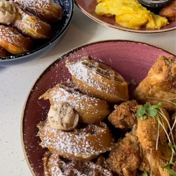 Just Brunch Breakfast Bar - Chicken & waffle. Cornbread Waffles. - Breakfast & Brunch Near Me - Duluth, Georgia