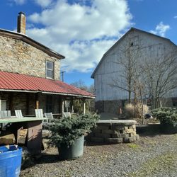 Kospia Farms - Exterior