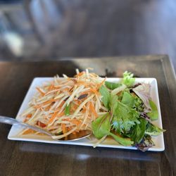 Dillon Thai restaurant - Papaya salad with salted crab
