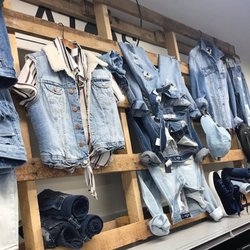 Plato's Closet - Niles, OH